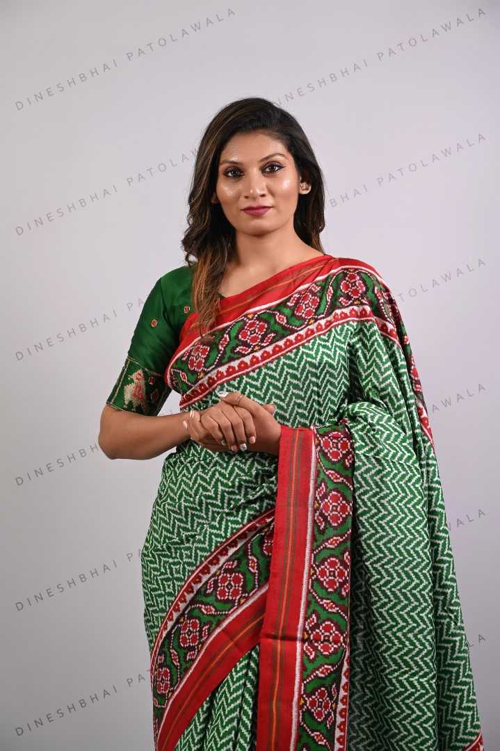 Green Lehryu Double Ikkat Patola Saree_1