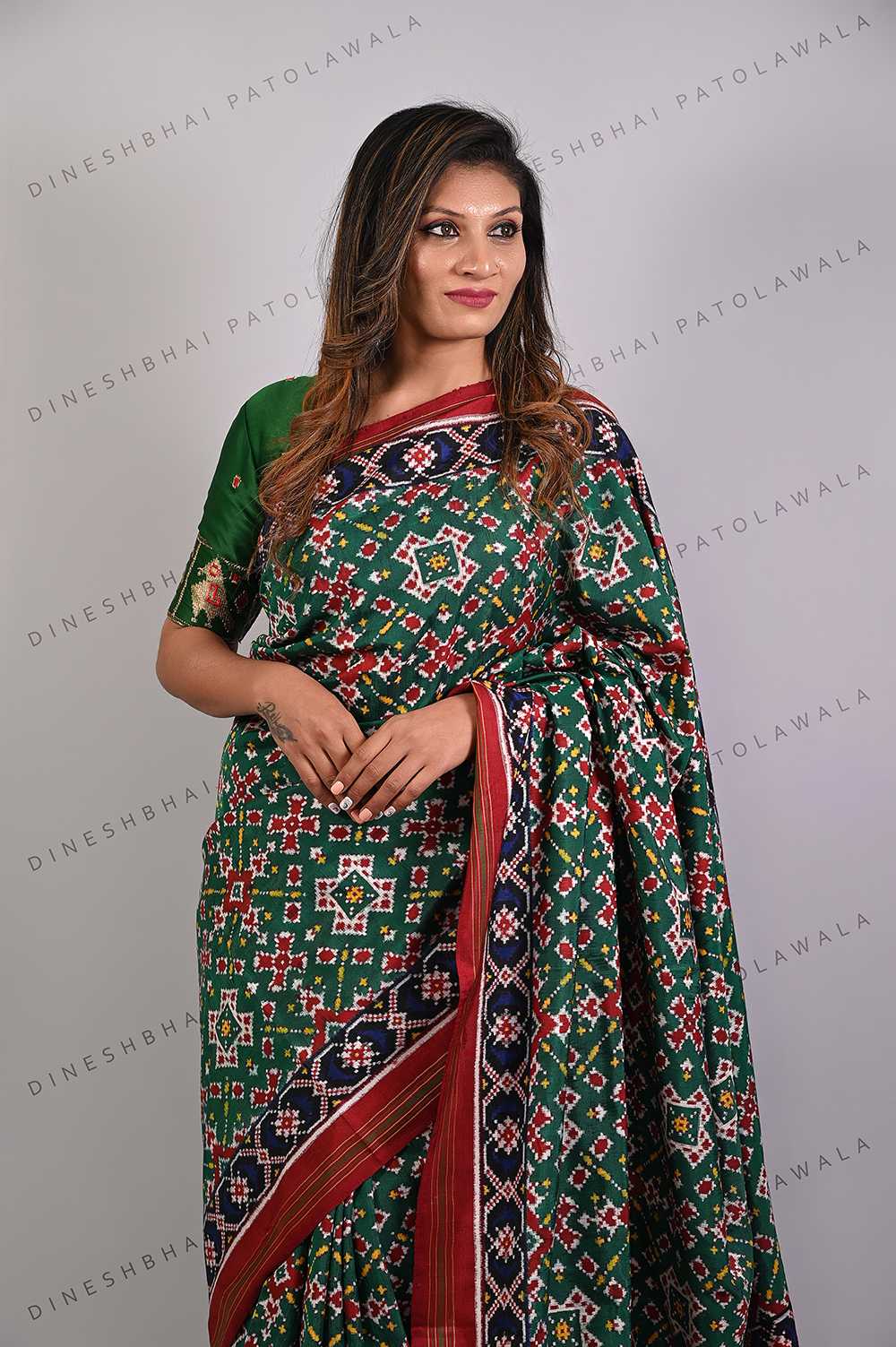 Green Ratan Chowk Design Double Ikkat Patola Saree_1