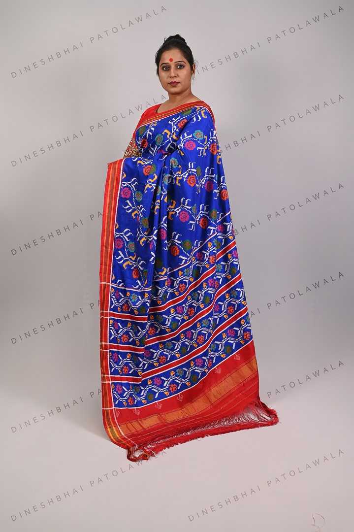 Blue Floral Design Double Ikkat Patola Saree_1